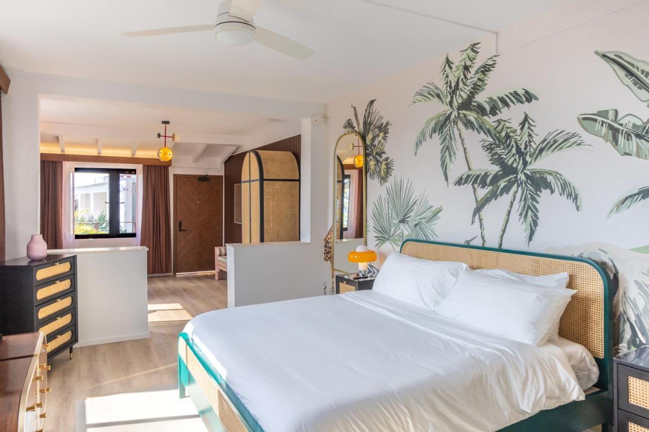 The Pink Palm Hotel - Adults Only シャーロット・アマリー エクステリア 写真