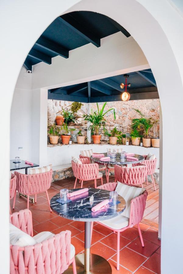 The Pink Palm Hotel - Adults Only シャーロット・アマリー エクステリア 写真